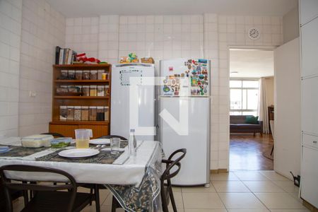 Apartamento à venda com 271m², 3 quartos e 2 vagasCozinha