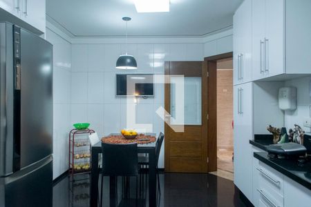 Casa à venda com 258m², 3 quartos e 3 vagas Casa à venda com 258m², 3 quartos e 3 vagasCozinha