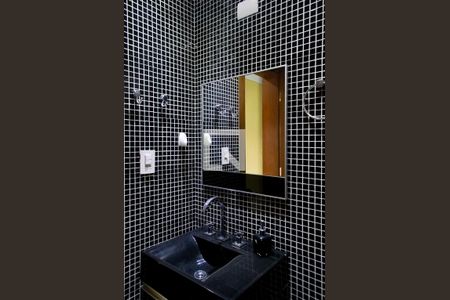 Casa à venda com 258m², 3 quartos e 3 vagas Casa à venda com 258m², 3 quartos e 3 vagasBanheiro Escritório