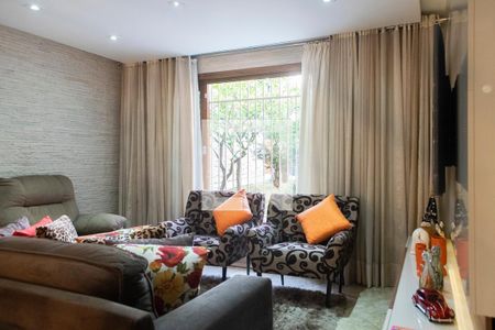 Sala de casa à venda com 3 quartos, 258m² em Vila Paiva, São Paulo