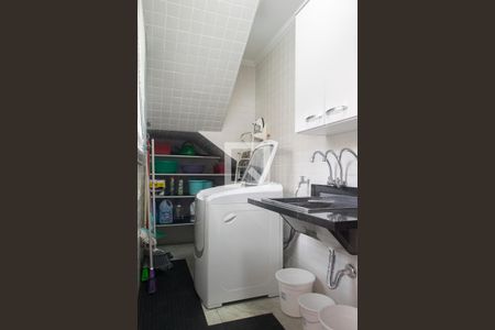 Casa à venda com 258m², 3 quartos e 3 vagas Casa à venda com 258m², 3 quartos e 3 vagasÁrea de Serviço