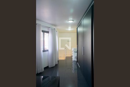 Casa à venda com 258m², 3 quartos e 3 vagas Casa à venda com 258m², 3 quartos e 3 vagasEscritório