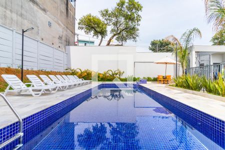 Apartamento para alugar com 34m², 2 quartos e sem vaga Apartamento para alugar com 34m², 2 quartos e sem vagaÁrea comum - Piscina