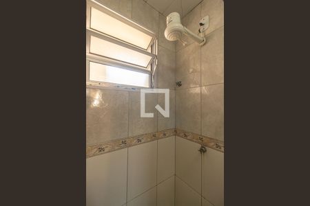 Apartamento para alugar com 50m², 2 quartos e 1 vagaDetalhe do Banheiro