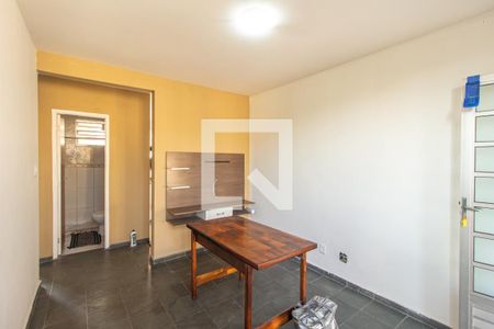 Sala de apartamento para alugar com 2 quartos, 50m² em Campo Grande, Rio de Janeiro