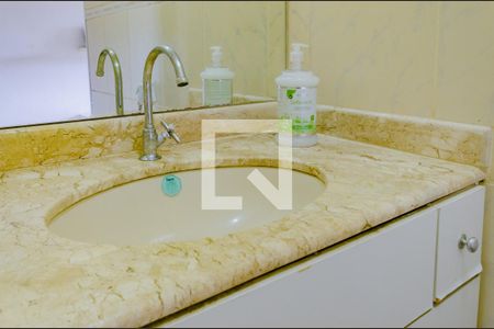 Casa para alugar com 349m², 4 quartos e 1 vagaBanheiro da Suíte 1