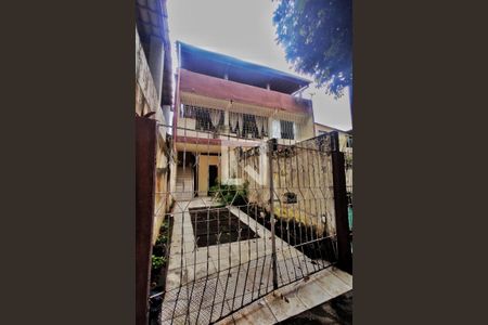 Casa para alugar com 349m², 4 quartos e 1 vagaFachada