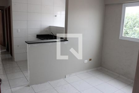 Sala de apartamento para alugar com 2 quartos, 77m² em Jardim Guassu, São Vicente