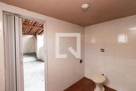 Casa à venda com 489m², 3 quartos e 3 vagas Casa à venda com 489m², 3 quartos e 3 vagasBanheiro 2