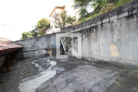 Casa à venda com 489m², 3 quartos e 3 vagas Casa à venda com 489m², 3 quartos e 3 vagasQuintal