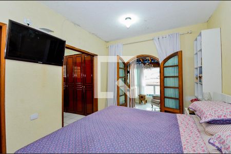 Casa à venda com 304m², 3 quartos e 2 vagasSuíte