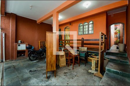 Casa à venda com 304m², 3 quartos e 2 vagasGaragem