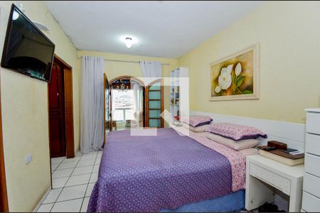 Casa à venda com 304m², 3 quartos e 2 vagasSuíte