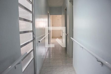 Casa à venda com 124m², 5 quartos e 2 vagasCorredor