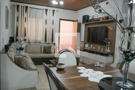 Casa à venda com 124m², 5 quartos e 2 vagasSala 1