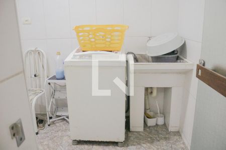 Casa à venda com 124m², 5 quartos e 2 vagasÁrea de Serviço