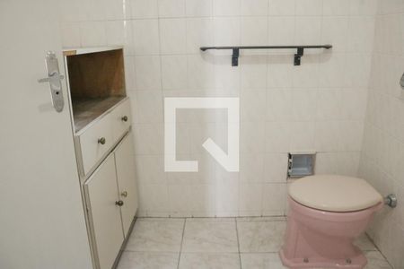 Casa à venda com 124m², 5 quartos e 2 vagasBanheiro