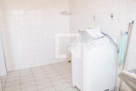 Casa à venda com 124m², 5 quartos e 2 vagasÁrea de Serviço