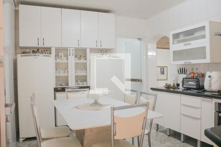 Casa à venda com 124m², 5 quartos e 2 vagasCozinha