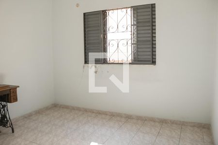 Casa à venda com 124m², 5 quartos e 2 vagasQuarto 3