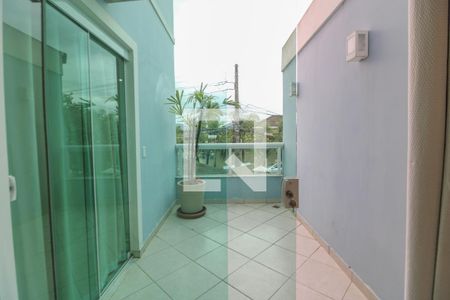 Casa de condomínio à venda com 308m², 6 quartos e 2 vagas Casa de condomínio à venda com 308m², 6 quartos e 2 vagasVaranda das Suítes 2 e 3