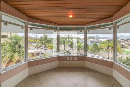 Casa de condomínio à venda com 308m², 6 quartos e 2 vagas Casa de condomínio à venda com 308m², 6 quartos e 2 vagasSótão - Salão Gourmet