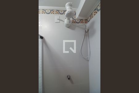 Casa de condomínio à venda com 308m², 6 quartos e 2 vagas Casa de condomínio à venda com 308m², 6 quartos e 2 vagasBanheiro