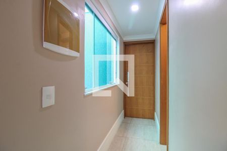 Casa de condomínio à venda com 308m², 6 quartos e 2 vagas Casa de condomínio à venda com 308m², 6 quartos e 2 vagasCorredor