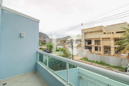 Casa de condomínio à venda com 308m², 6 quartos e 2 vagas Casa de condomínio à venda com 308m², 6 quartos e 2 vagasVaranda da Suíte 4