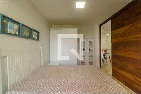 Quarto de apartamento para alugar com 1 quarto, 57m² em Dois de Julho, Salvador