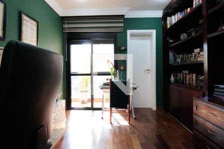 Apartamento à venda com 267m², 4 quartos e 4 vagas Apartamento à venda com 267m², 4 quartos e 4 vagasSuíte 3