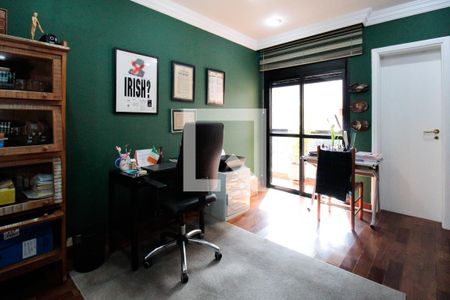 Apartamento à venda com 267m², 4 quartos e 4 vagas Apartamento à venda com 267m², 4 quartos e 4 vagasSuíte 3