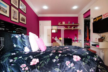 Apartamento à venda com 267m², 4 quartos e 4 vagas Apartamento à venda com 267m², 4 quartos e 4 vagasSuíte 2