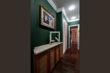 Apartamento à venda com 267m², 4 quartos e 4 vagas Apartamento à venda com 267m², 4 quartos e 4 vagasDetalhe