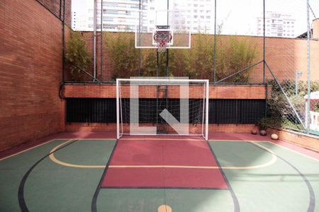 Apartamento à venda com 267m², 4 quartos e 4 vagas Apartamento à venda com 267m², 4 quartos e 4 vagasÁrea comum