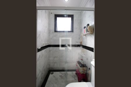 Apartamento à venda com 267m², 4 quartos e 4 vagas Apartamento à venda com 267m², 4 quartos e 4 vagasBanheiro da Suíte 3