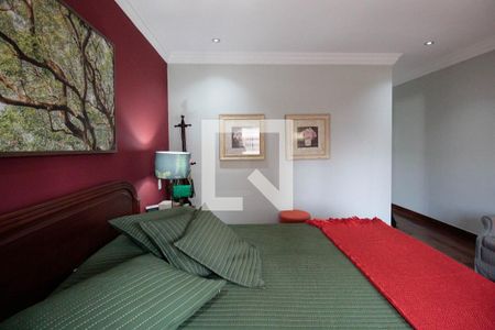 Apartamento à venda com 267m², 4 quartos e 4 vagas Apartamento à venda com 267m², 4 quartos e 4 vagasSuíte 4