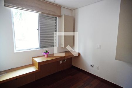 Apartamento para alugar com 95m², 3 quartos e 2 vagas Apartamento para alugar com 95m², 3 quartos e 2 vagasQuarto 2