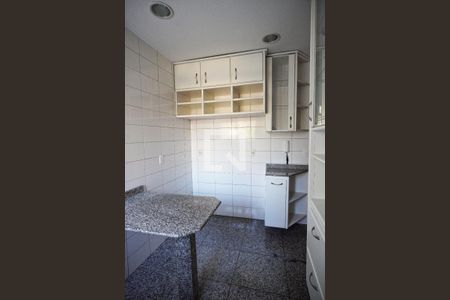 Apartamento para alugar com 95m², 3 quartos e 2 vagas Apartamento para alugar com 95m², 3 quartos e 2 vagasCozinha
