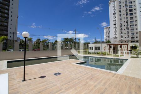 Apartamento à venda com 67m², 2 quartos e 2 vagas Apartamento à venda com 67m², 2 quartos e 2 vagasÁrea comum - Piscina
