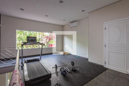 Casa à venda com 400m², 8 quartos e 6 vagas Casa à venda com 400m², 8 quartos e 6 vagasSala