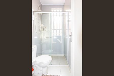 Casa à venda com 400m², 8 quartos e 6 vagas Casa à venda com 400m², 8 quartos e 6 vagasBanheiro da Suíte