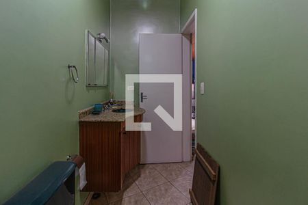 Casa à venda com 400m², 8 quartos e 6 vagas Casa à venda com 400m², 8 quartos e 6 vagasBanheiro