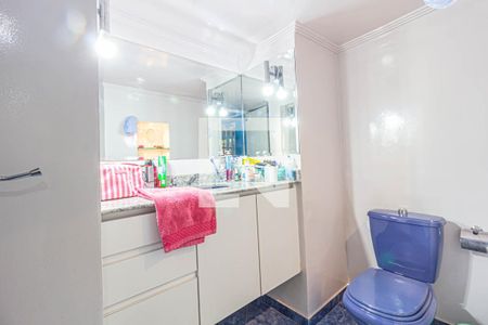 Casa à venda com 400m², 8 quartos e 6 vagas Casa à venda com 400m², 8 quartos e 6 vagas Banheiro da Suite