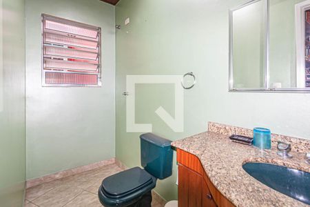 Casa à venda com 400m², 8 quartos e 6 vagas Casa à venda com 400m², 8 quartos e 6 vagasBanheiro