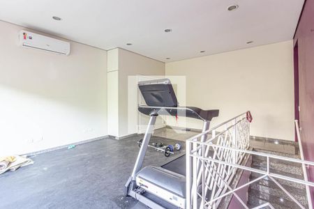 Casa à venda com 400m², 8 quartos e 6 vagas Casa à venda com 400m², 8 quartos e 6 vagasSala