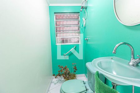 Casa à venda com 400m², 8 quartos e 6 vagas Casa à venda com 400m², 8 quartos e 6 vagasLavabo