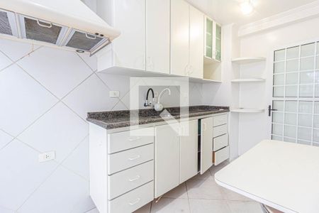 Casa à venda com 400m², 8 quartos e 6 vagas Casa à venda com 400m², 8 quartos e 6 vagasCozinha