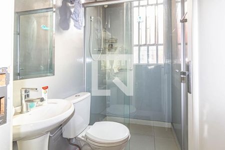 Casa à venda com 400m², 8 quartos e 6 vagas Casa à venda com 400m², 8 quartos e 6 vagasBanheiro da Suíte