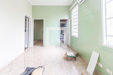 Casa à venda com 400m², 8 quartos e 6 vagas Casa à venda com 400m², 8 quartos e 6 vagasSala